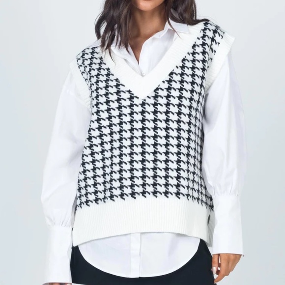 Princess Polly - Ashton Sweater Vest (White & Black) - Picture 2 of 6